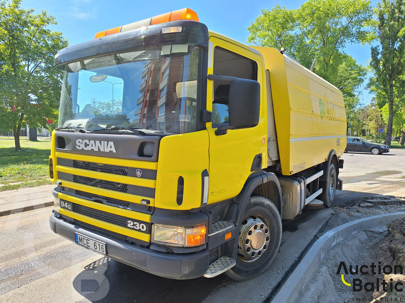 Scania P 94 - Barredora vial: foto 2 Scania P 94 - Barredora vial: foto 2