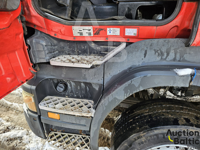 Remolque forestal Scania R 480: foto 15