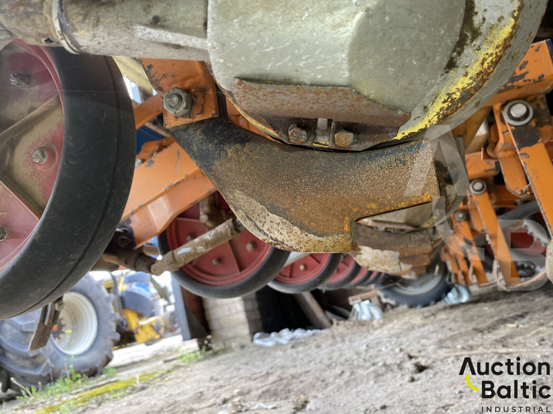 Sembradora de precisión Schmotzer UD2012: foto 9 Sembradora de precisión Schmotzer UD2012: foto 9