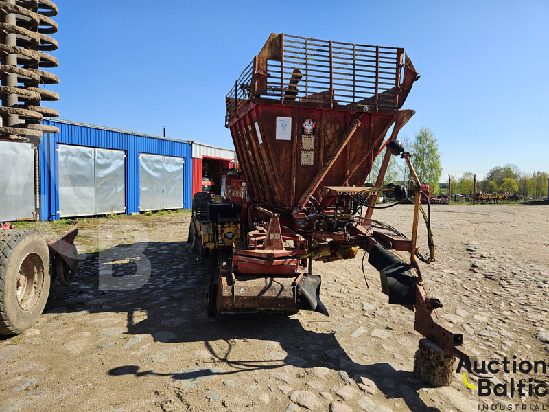 TIM MII SA T-85 - Cosechadora de granos: foto 5 TIM MII SA T-85 - Cosechadora de granos: foto 5