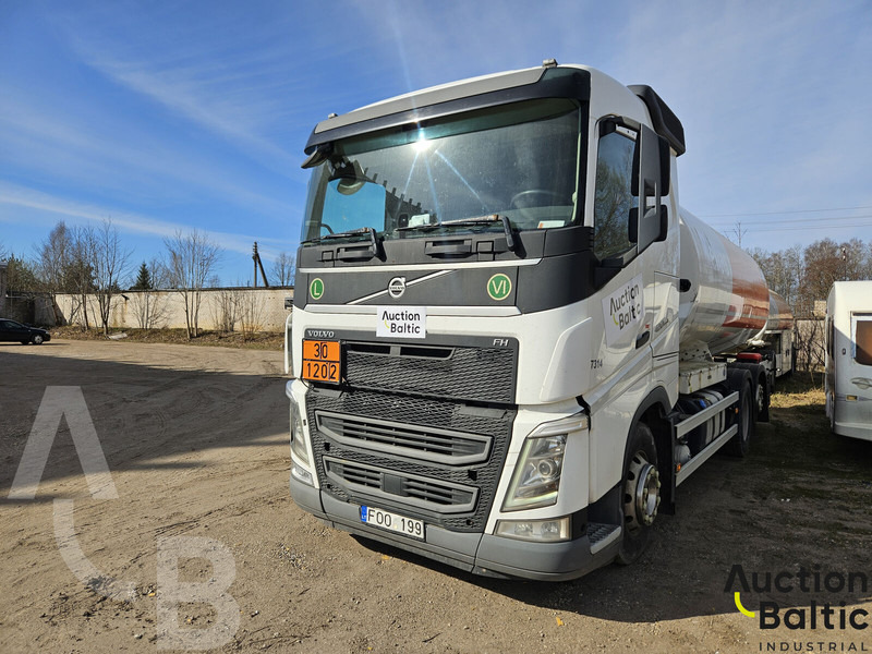 Volvo FH 420 - Camión cisterna: foto 2 Volvo FH 420 - Camión cisterna: foto 2