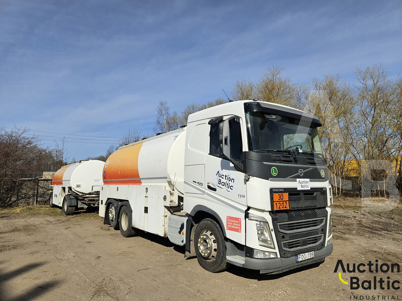 Volvo FH 420 - Camión cisterna: foto 1 Volvo FH 420 - Camión cisterna: foto 1
