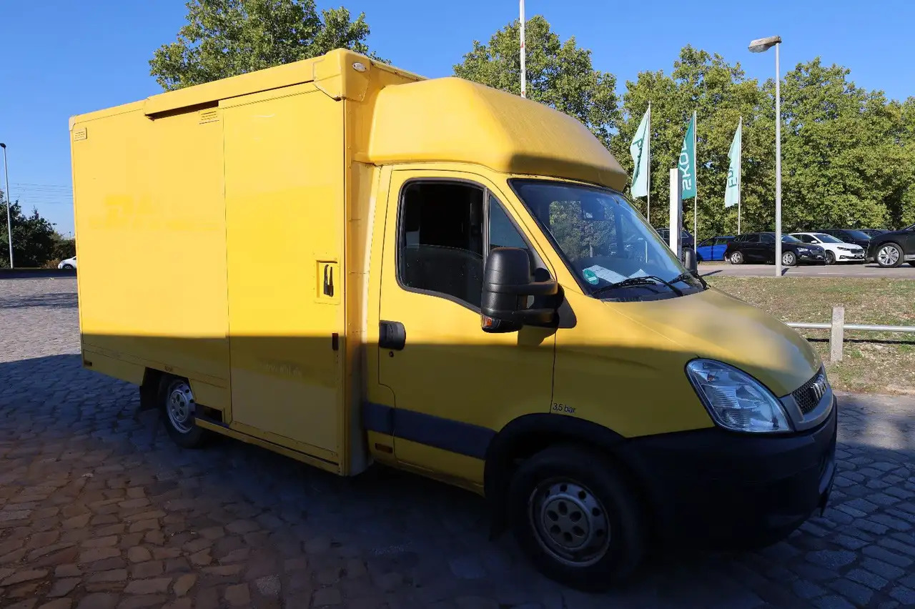 Iveco Daily/ Regalsystem/Luftfeder/KURZ/1. Hand - Furgoneta caja cerrada: foto 3 Iveco Daily/ Regalsystem/Luftfeder/KURZ/1. Hand - Furgoneta caja cerrada: foto 3