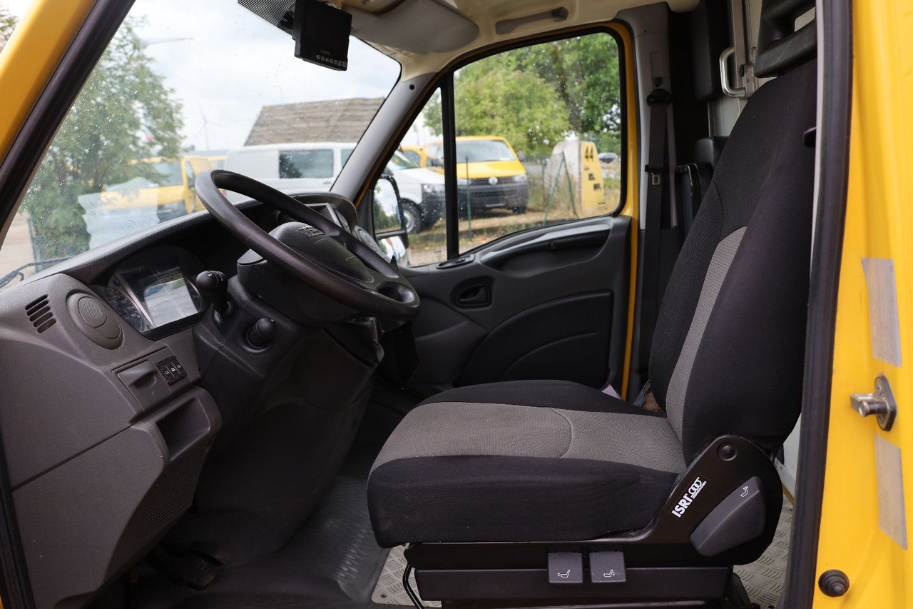 Iveco IS35SI2AA Daily/ Regalsystem/Luftfeder - Furgoneta caja cerrada: foto 5 Iveco IS35SI2AA Daily/ Regalsystem/Luftfeder - Furgoneta caja cerrada: foto 5