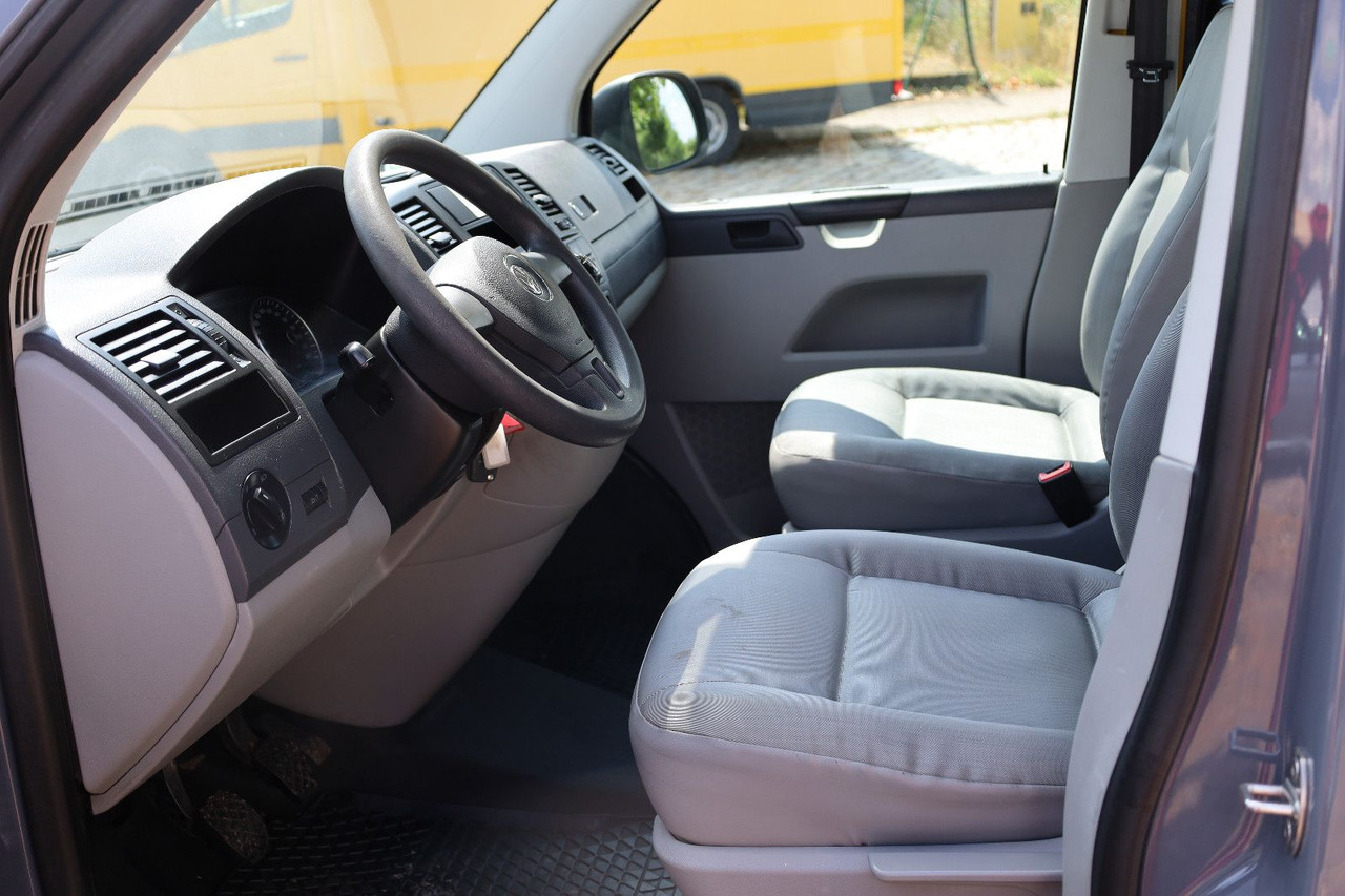 Volkswagen T5 Transporter Kasten-Kombi 2.0 TDI/EU5/5-Sitze - Furgoneta de pasajeros: foto 5 Volkswagen T5 Transporter Kasten-Kombi 2.0 TDI/EU5/5-Sitze - Furgoneta de pasajeros: foto 5