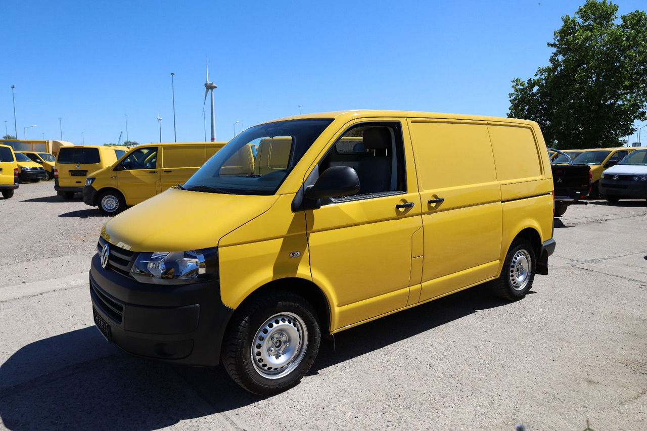 Volkswagen T5 Transporter Kasten-Kombi 2.0 TDI/EU5 - Furgoneta pequeña: foto 2 Volkswagen T5 Transporter Kasten-Kombi 2.0 TDI/EU5 - Furgoneta pequeña: foto 2