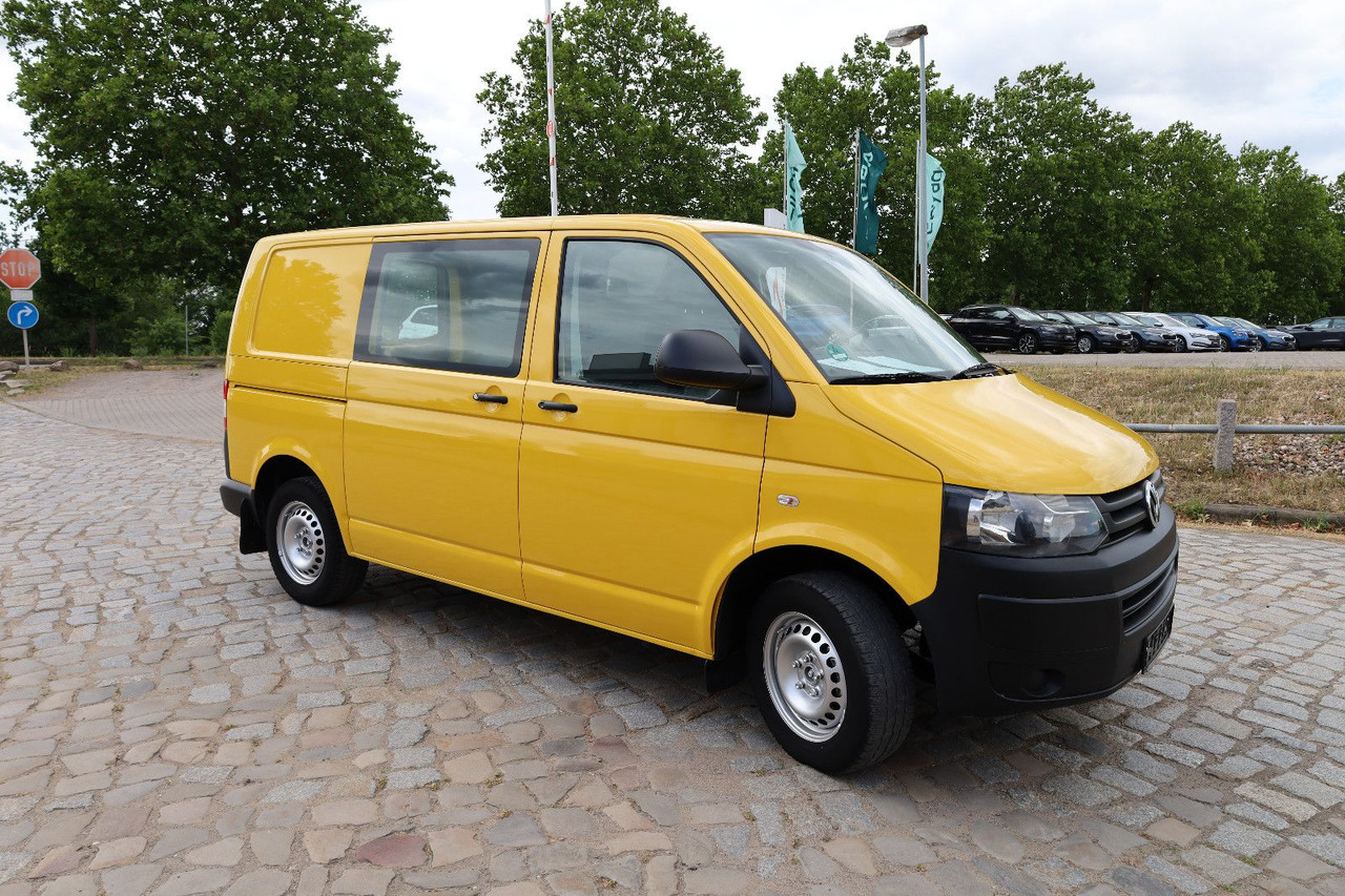 Volkswagen T5 Transporter Kasten-Kombi 2.0 TDI/EU5 - Furgoneta pequeña: foto 2 Volkswagen T5 Transporter Kasten-Kombi 2.0 TDI/EU5 - Furgoneta pequeña: foto 2