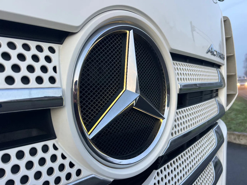 Mercedes-Benz Actros 1863 ACTROS 1863 ADR FL-AT*2163 Full ADR*433000km* - Cabeza tractora: foto 5 Mercedes-Benz Actros 1863 ACTROS 1863 ADR FL-AT*2163 Full ADR*433000km* - Cabeza tractora: foto 5