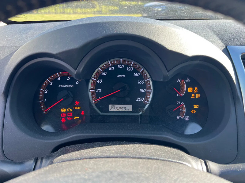 Coche Toyota Hilux 4x4 Manual gearbox***Belgian car***First owner: foto 14