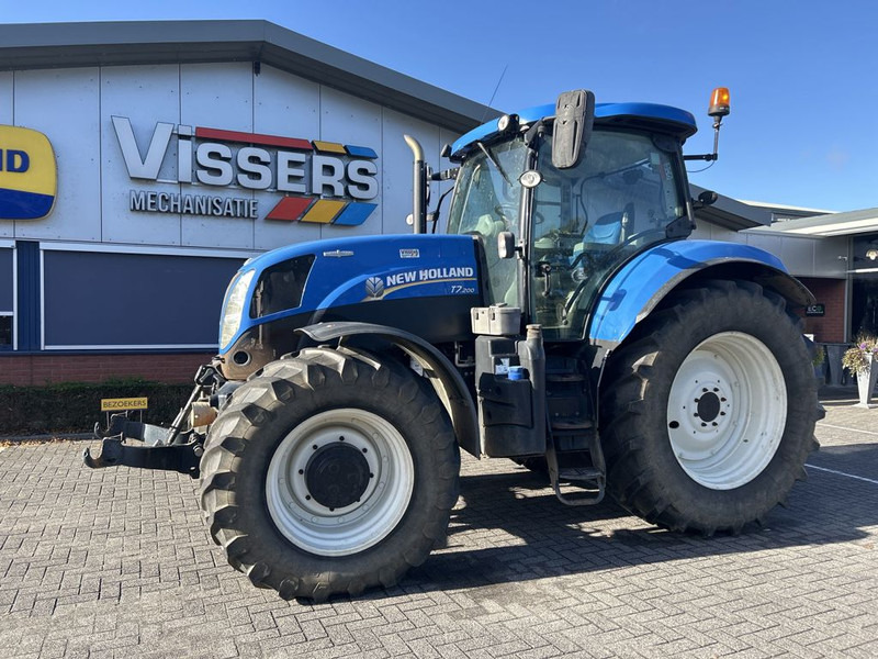 New Holland New Holland T7.200 Autocommand - Tractor: foto 1 New Holland New Holland T7.200 Autocommand - Tractor: foto 1