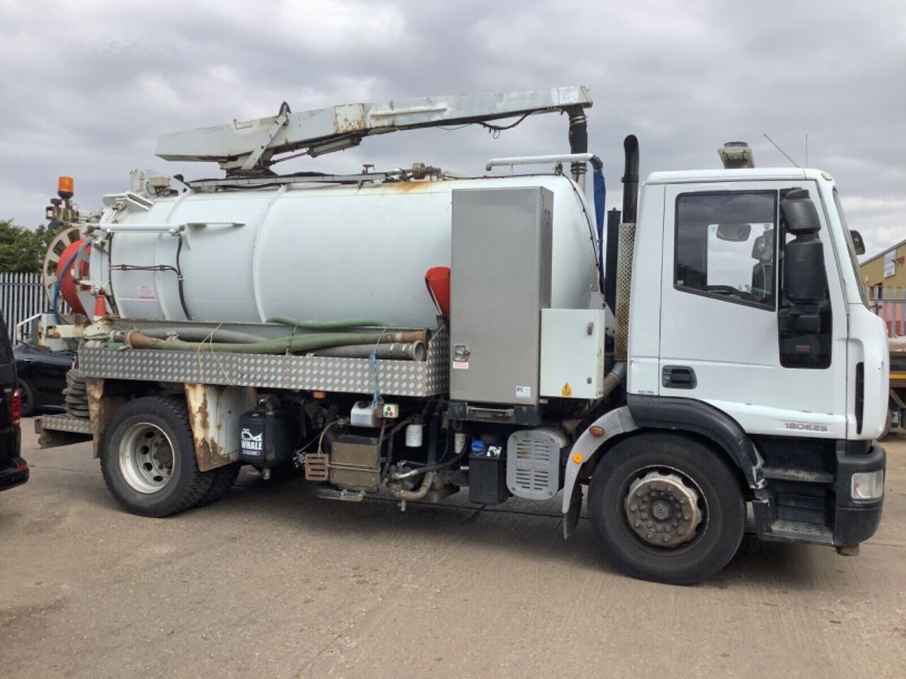 IVECO 180e25 euro5 - Limpieza de alcantarillado: foto 2 IVECO 180e25 euro5 - Limpieza de alcantarillado: foto 2