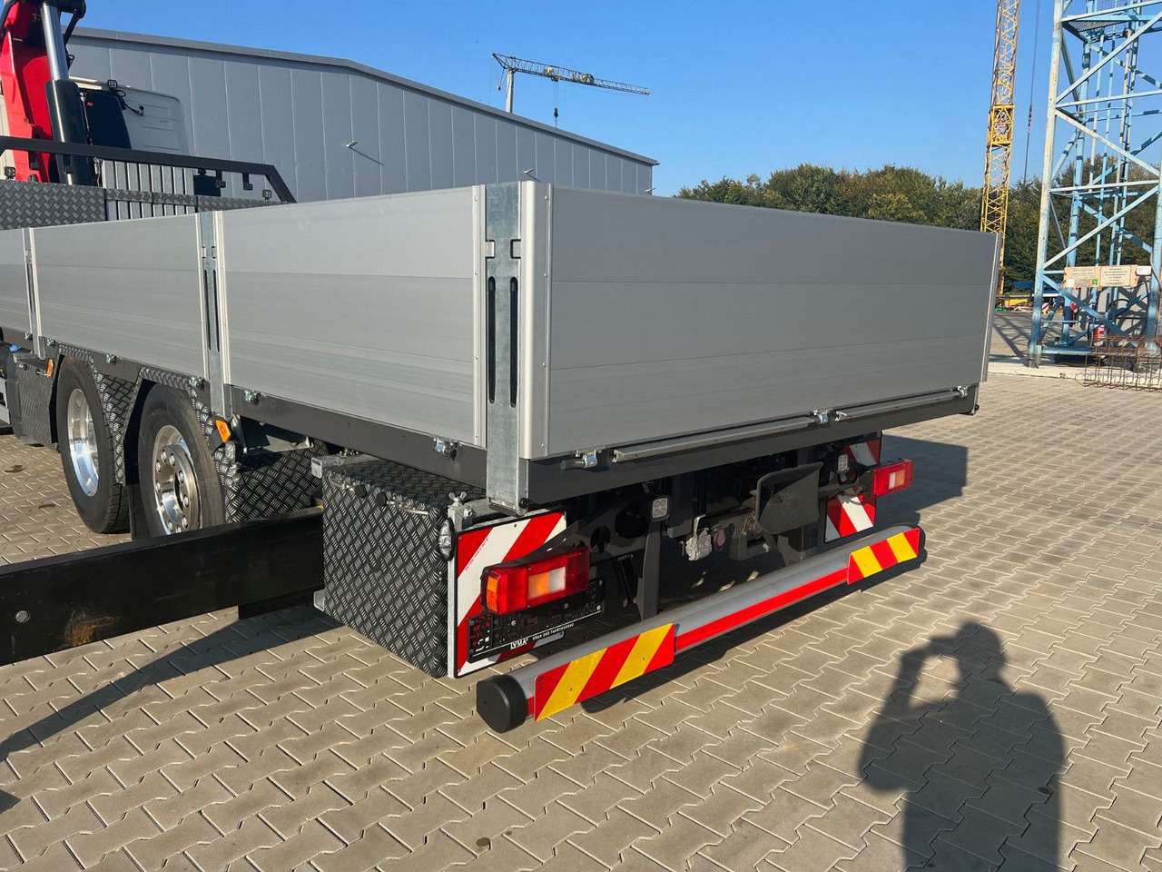 Volvo FH 500 8x2 Kran F710 RA2.26 - Camión, Camión grúa: foto 3 Volvo FH 500 8x2 Kran F710 RA2.26 - Camión, Camión grúa: foto 3