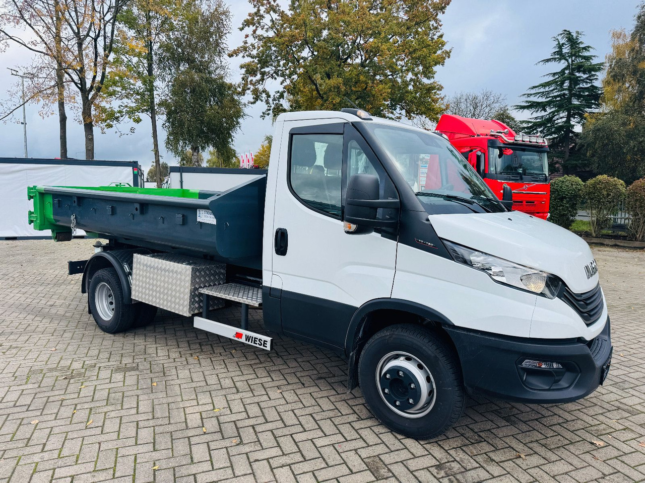 Iveco Daily 70C18H Hyva Abrollkipper - Camión multibasculante: foto 4 Iveco Daily 70C18H Hyva Abrollkipper - Camión multibasculante: foto 4