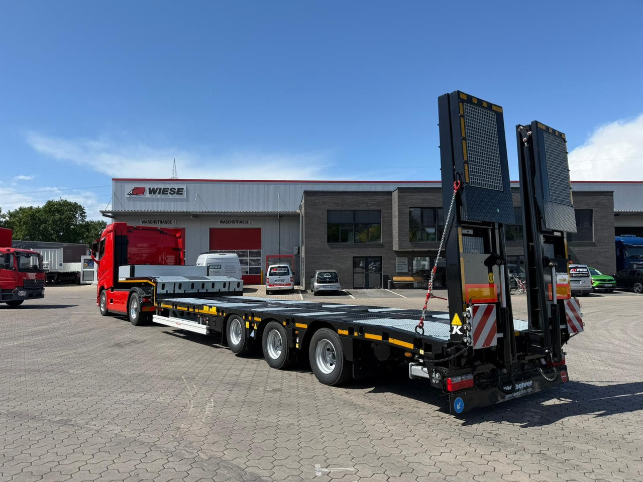 Kässbohrer SLS.HS Tieflader mit hydr. Schwanenhals - Semirremolque góndola rebajadas: foto 1 Kässbohrer SLS.HS Tieflader mit hydr. Schwanenhals - Semirremolque góndola rebajadas: foto 1