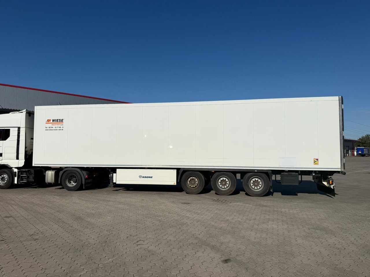 Krone SDR 27 Tiefkühl Auflieger Doppelstock Carrier - Semirremolque caja cerrada: foto 3 Krone SDR 27 Tiefkühl Auflieger Doppelstock Carrier - Semirremolque caja cerrada: foto 3