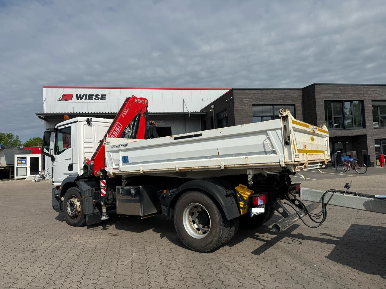 MAN TGM 18.320 4x2 BB mit Fassi F135 Kipper Kran - Camión volquete, Camión grúa: foto 4 MAN TGM 18.320 4x2 BB mit Fassi F135 Kipper Kran - Camión volquete, Camión grúa: foto 4
