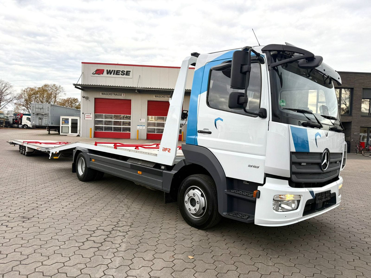 Mercedes-Benz Atego 918L Autotransporter mit BFZ Anhänger - Camión portavehículos: foto 2 Mercedes-Benz Atego 918L Autotransporter mit BFZ Anhänger - Camión portavehículos: foto 2