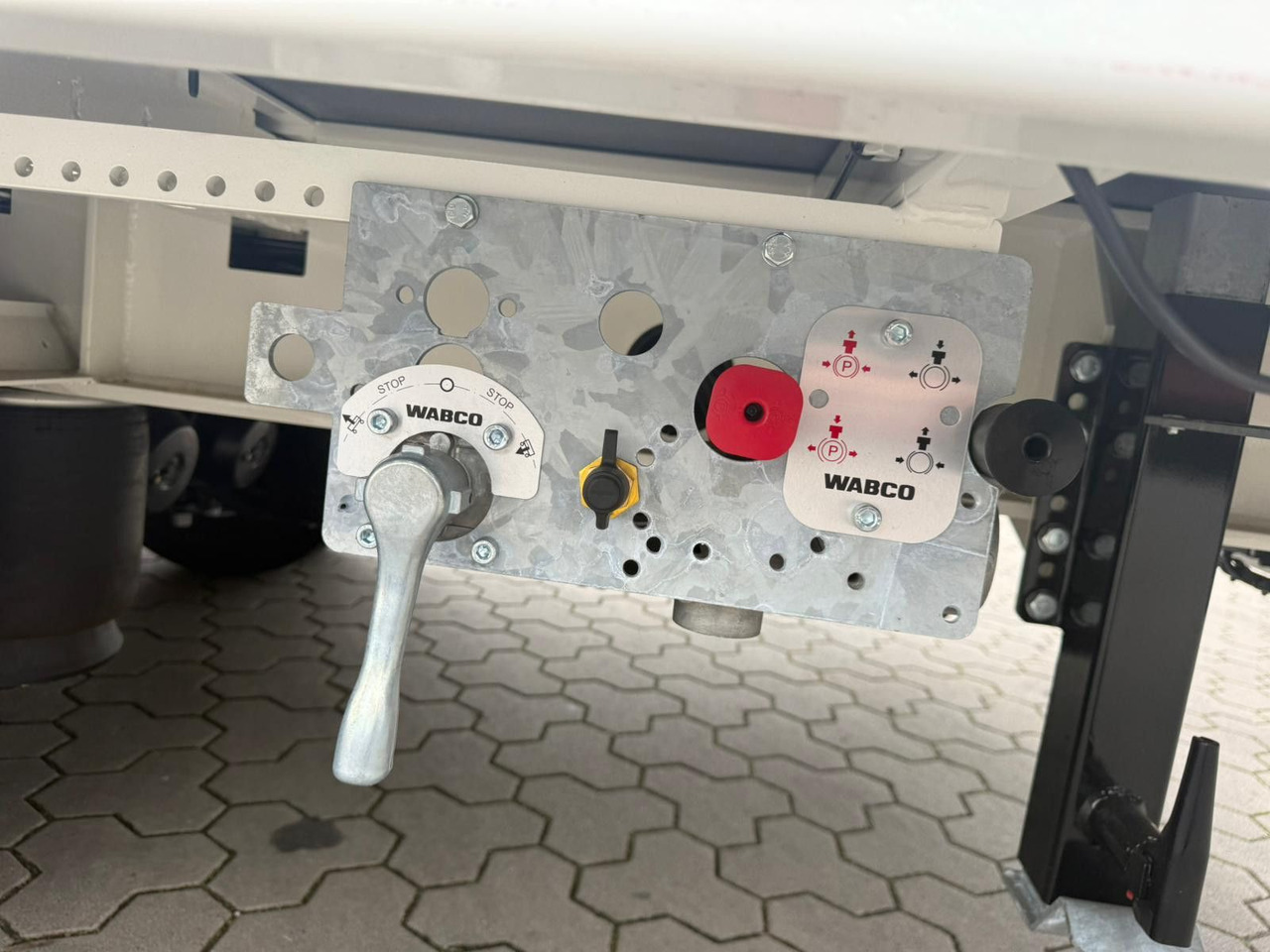 Remolque caja abierta Tandemanhänger Plattform: foto 8 Remolque caja abierta Tandemanhänger Plattform: foto 8