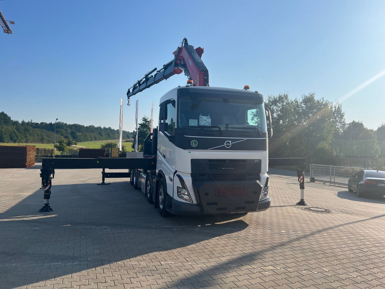 Volvo FH 500 8x2 Kran F710 RA2.26 - Camión grúa: foto 2 Volvo FH 500 8x2 Kran F710 RA2.26 - Camión grúa: foto 2