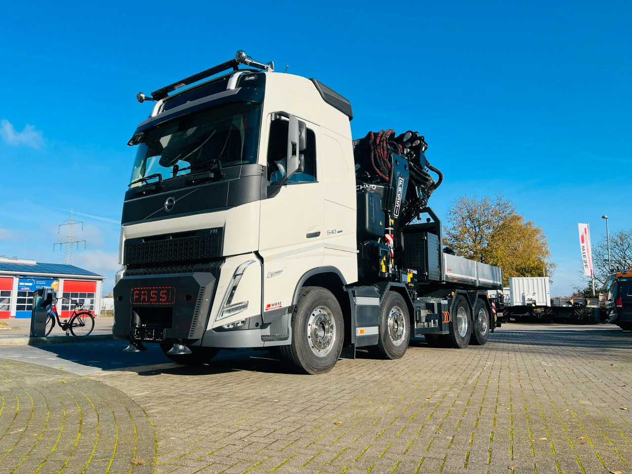 Volvo FH 540 SZM mit F1450 HXP Fly Jib + Winde - Camión caja abierta, Camión grúa: foto 5 Volvo FH 540 SZM mit F1450 HXP Fly Jib + Winde - Camión caja abierta, Camión grúa: foto 5