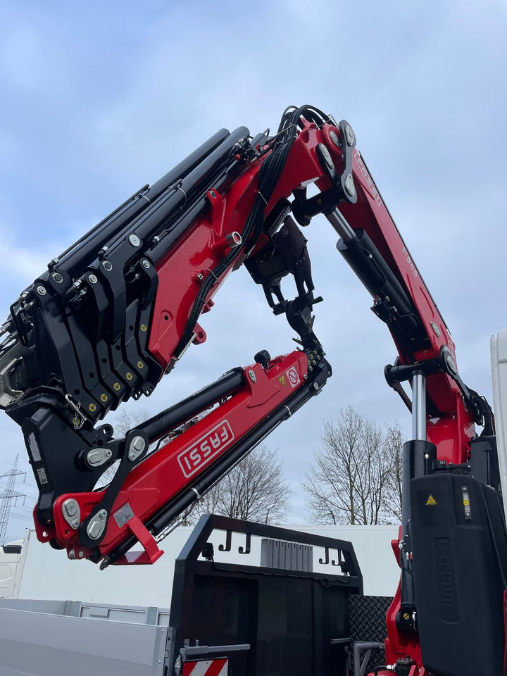 Camión caja abierta, Camión grúa Volvo FH500 6x4 Fassi F545RA 2.27 mit Jib und Winde: foto 13 Camión caja abierta, Camión grúa Volvo FH500 6x4 Fassi F545RA 2.27 mit Jib und Winde: foto 13