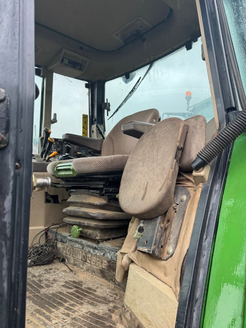 JOHN DEERE 6310 - Tractor: foto 5 JOHN DEERE 6310 - Tractor: foto 5
