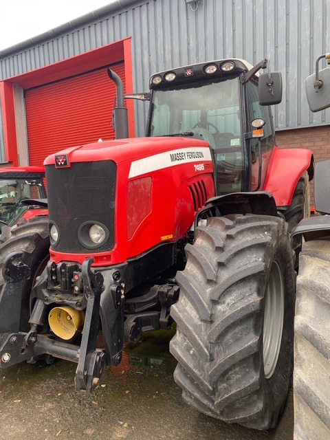 MASSEY FERGUSON 7495 VT - Tractor: foto 1 MASSEY FERGUSON 7495 VT - Tractor: foto 1