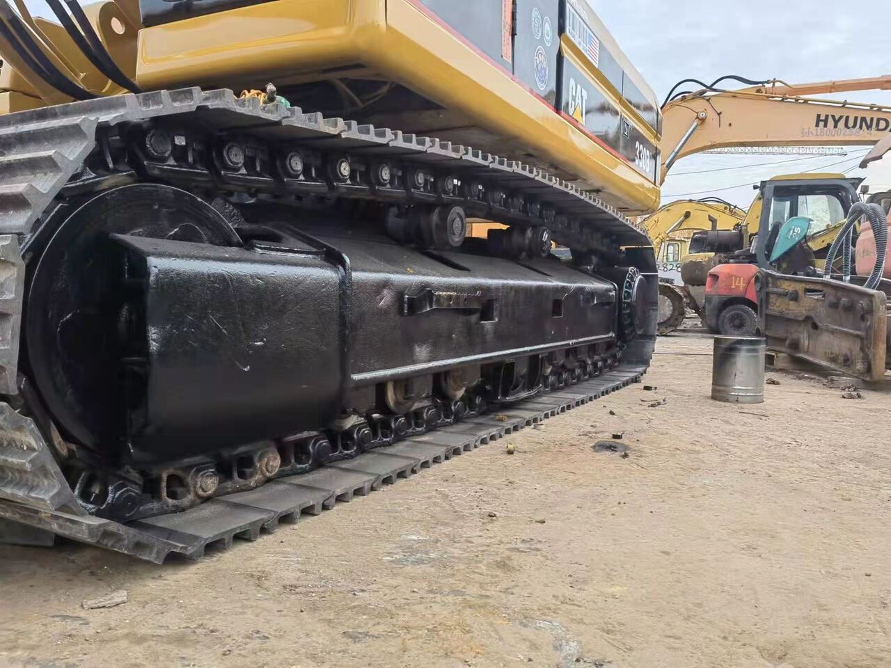 CATERPILLAR 330BL - Excavadora de cadenas: foto 3 CATERPILLAR 330BL - Excavadora de cadenas: foto 3