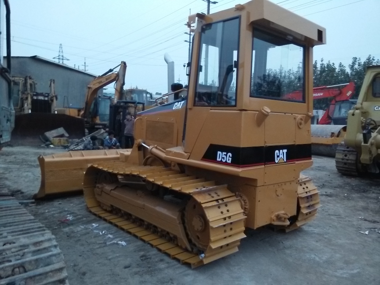 CATERPILLAR D5G - Bulldozer: foto 5 CATERPILLAR D5G - Bulldozer: foto 5