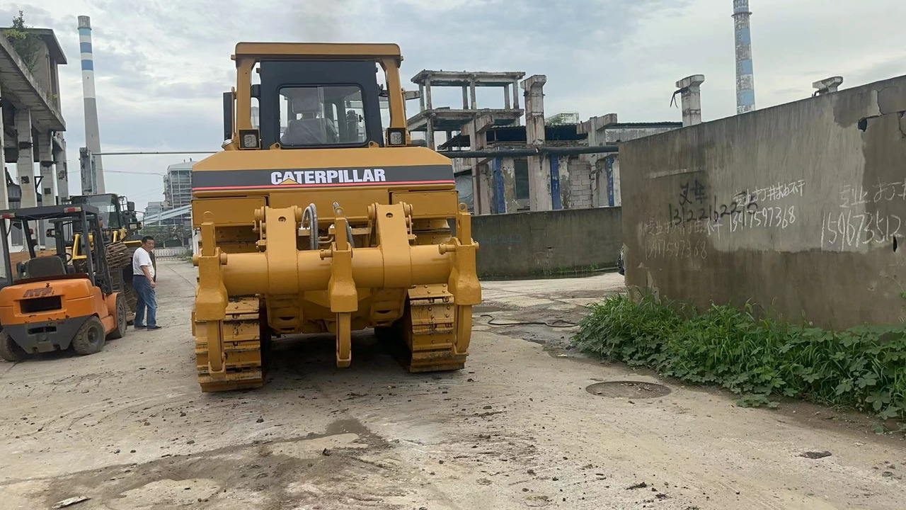 CATERPILLAR D8R - Bulldozer: foto 2 CATERPILLAR D8R - Bulldozer: foto 2