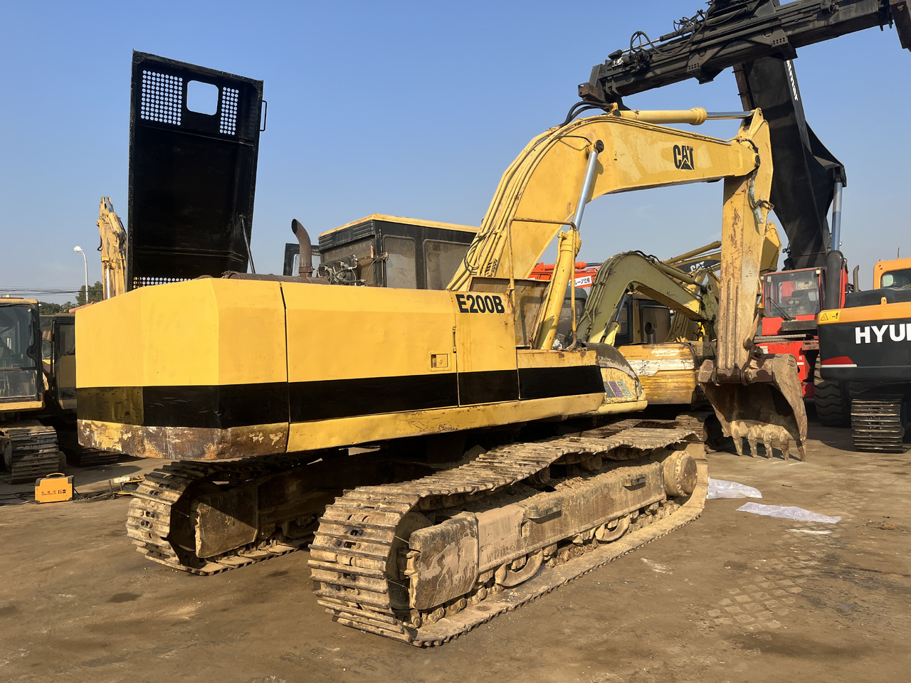CATERPILLAR E200 - Excavadora: foto 5 CATERPILLAR E200 - Excavadora: foto 5