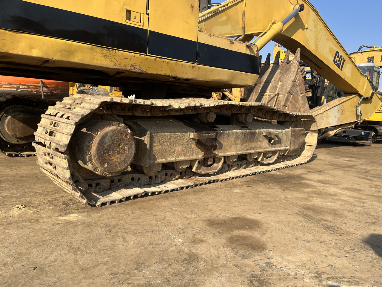 CATERPILLAR E200 - Excavadora: foto 4 CATERPILLAR E200 - Excavadora: foto 4