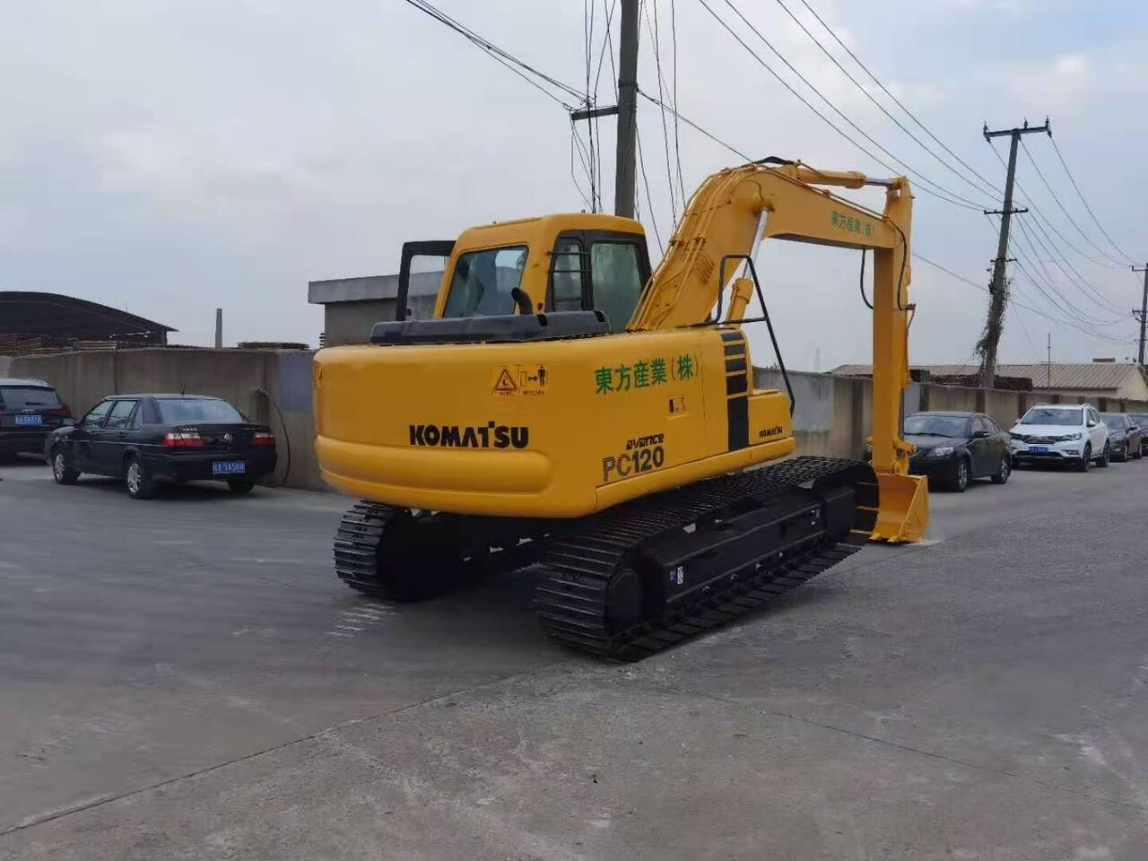 KOMATSU PC120-6 - Excavadora de cadenas: foto 4 KOMATSU PC120-6 - Excavadora de cadenas: foto 4