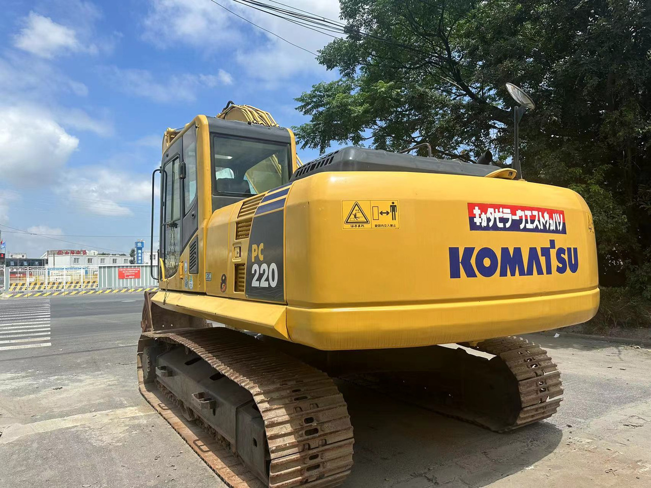 KOMATSU PC220-8 - Excavadora de cadenas: foto 5 KOMATSU PC220-8 - Excavadora de cadenas: foto 5