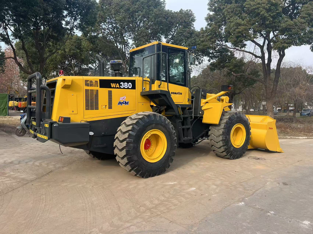 KOMATSU WA380-6 - Cargadora de ruedas: foto 1 KOMATSU WA380-6 - Cargadora de ruedas: foto 1
