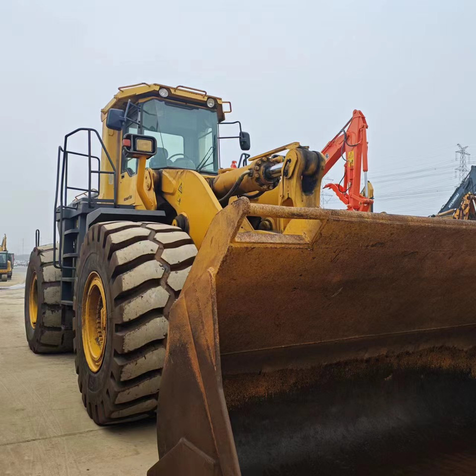 KOMATSU WA600-3 - Cargadora de ruedas: foto 5 KOMATSU WA600-3 - Cargadora de ruedas: foto 5