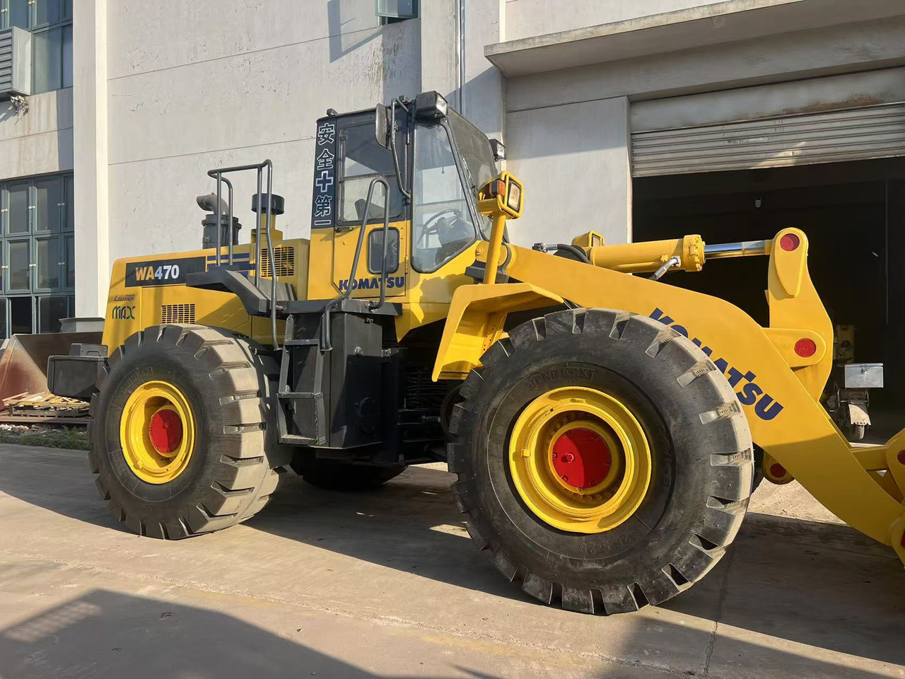 Komatsu WA470-3 - Cargadora de ruedas: foto 3 Komatsu WA470-3 - Cargadora de ruedas: foto 3