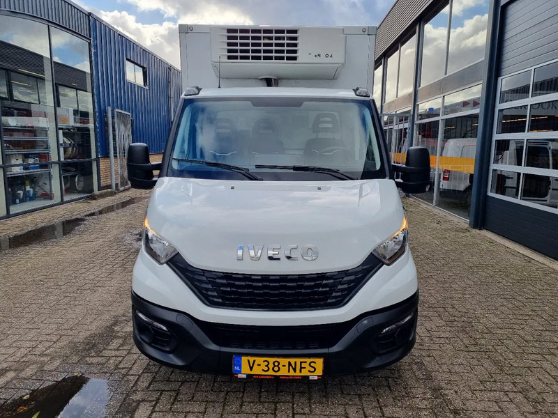 Iveco Daily 35C14 Koelkoffer Thermo-King V500MAX Multitemp ATP ST 230V - Furgoneta frigorifica: foto 3 Iveco Daily 35C14 Koelkoffer Thermo-King V500MAX Multitemp ATP ST 230V - Furgoneta frigorifica: foto 3