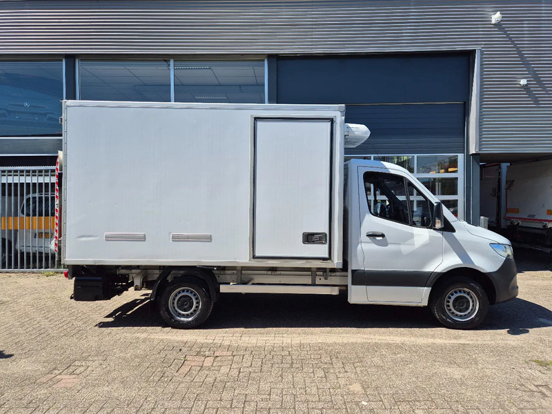 Mercedes-Benz Sprinter 315 CDI/ Kuhlkoffer/ TK V300 MAX/ LBW/ Stby230 - Furgoneta frigorifica: foto 2 Mercedes-Benz Sprinter 315 CDI/ Kuhlkoffer/ TK V300 MAX/ LBW/ Stby230 - Furgoneta frigorifica: foto 2
