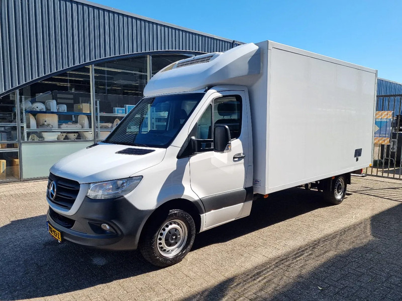 Mercedes-Benz Sprinter 316 CDI Kuhlkoffer Thermoking V300MAX st 230V Euro 6D - Furgoneta frigorifica: foto 4 Mercedes-Benz Sprinter 316 CDI Kuhlkoffer Thermoking V300MAX st 230V Euro 6D - Furgoneta frigorifica: foto 4