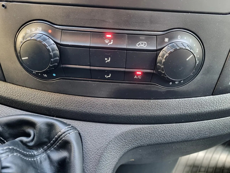Furgoneta pequeña Mercedes-Benz Vito 114 CDI L2 Euro 6 RWD 2.2 CDI: foto 11