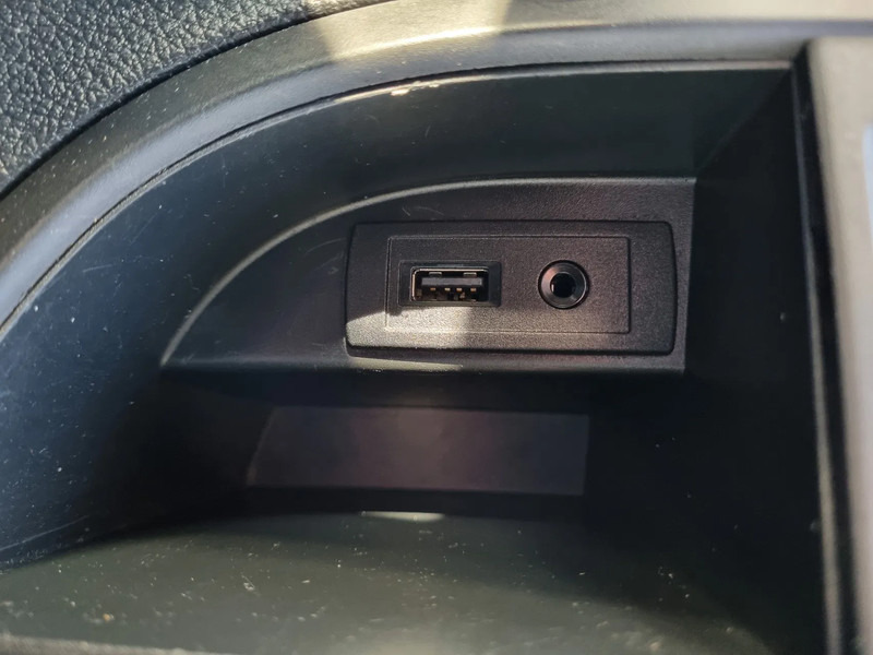 Furgoneta pequeña Mercedes-Benz Vito 114 CDI L2 Euro 6 RWD 2.2 CDI: foto 18