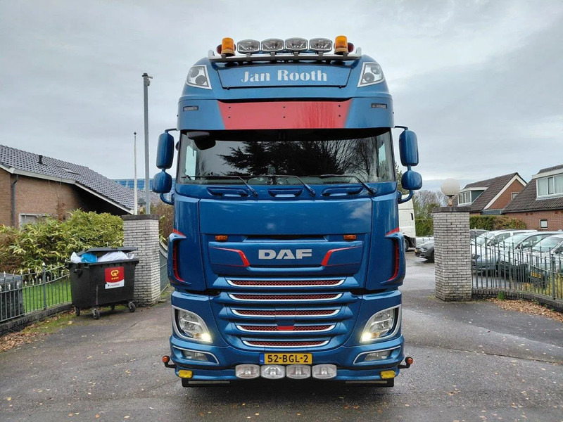 DAF XF 510 RETARDER SHOWTRUCK with inspection - Cabeza tractora: foto 2 DAF XF 510 RETARDER SHOWTRUCK with inspection - Cabeza tractora: foto 2