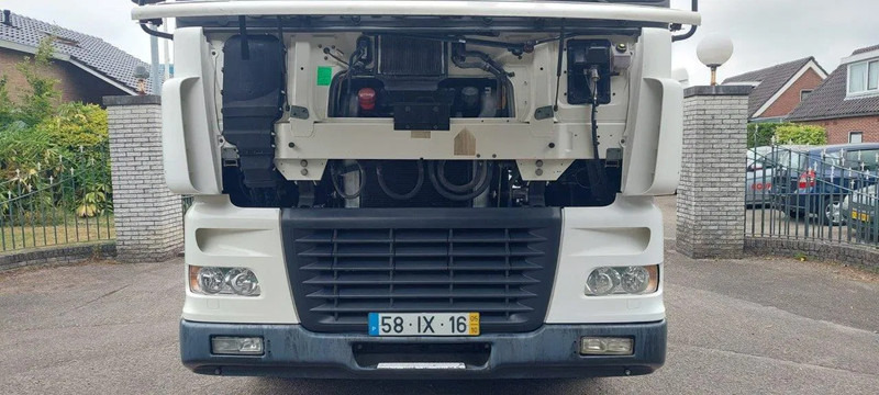 DAF XF 95.430 4x2 Manuel Gearbox Retarder - Cabeza tractora: foto 4 DAF XF 95.430 4x2 Manuel Gearbox Retarder - Cabeza tractora: foto 4