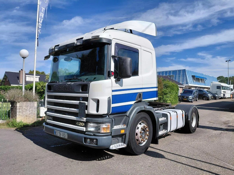 Scania P124-420 MANUAL + RETARDER !!!! 2 PIPES !!!! - Cabeza tractora: foto 1 Scania P124-420 MANUAL + RETARDER !!!! 2 PIPES !!!! - Cabeza tractora: foto 1