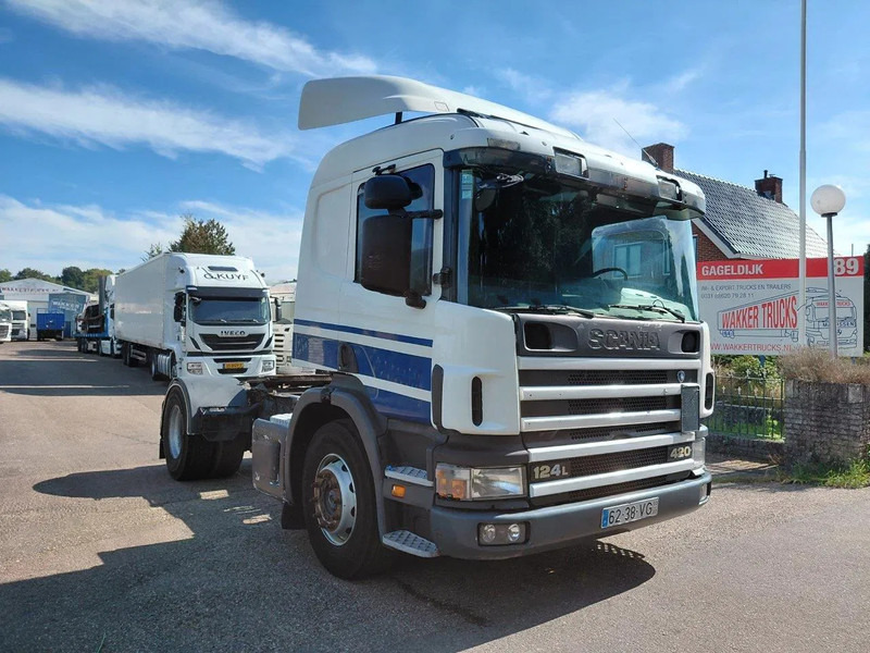Scania P124-420 MANUAL + RETARDER !!!! 2 PIPES !!!! - Cabeza tractora: foto 3 Scania P124-420 MANUAL + RETARDER !!!! 2 PIPES !!!! - Cabeza tractora: foto 3