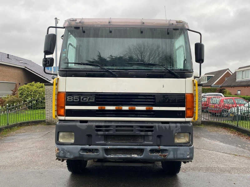 DAF CF 85.380 MANUAL ZF GEARBOX BIG KIPPER 85 CF 8x4 - Camión volquete: foto 2 DAF CF 85.380 MANUAL ZF GEARBOX BIG KIPPER 85 CF 8x4 - Camión volquete: foto 2