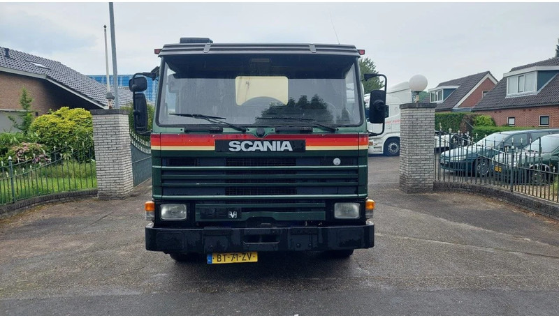 Scania P82 4x2 Tank - Camión cisterna: foto 5 Scania P82 4x2 Tank - Camión cisterna: foto 5