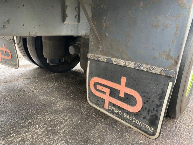 Camión lona Scania P94-220 MANUAL BOX MECHANIC FUEL PUMP: foto 7