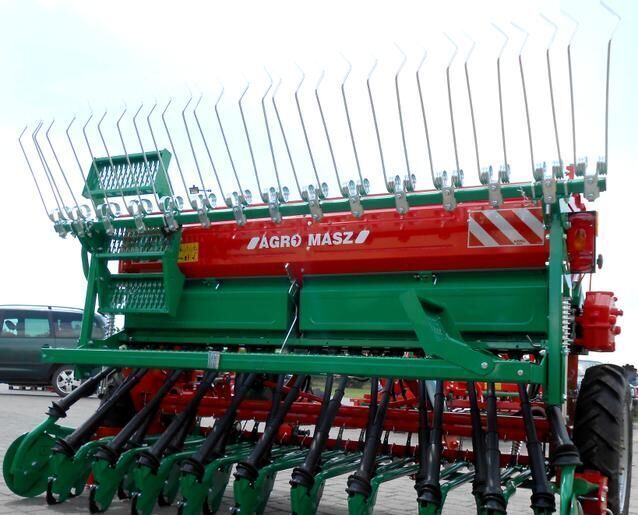 AGRO-MASZ SR-250 / SEMBRADORA - Sembradora: foto 1 AGRO-MASZ SR-250 / SEMBRADORA - Sembradora: foto 1
